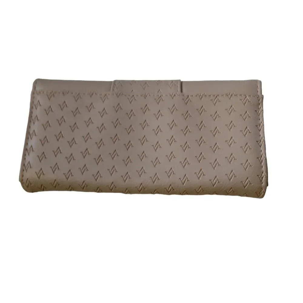 Adrienne Vittadini Women's Beige Snap Closure Logo Classic Wallet